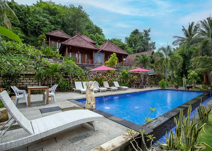 Coconut Hill 3*