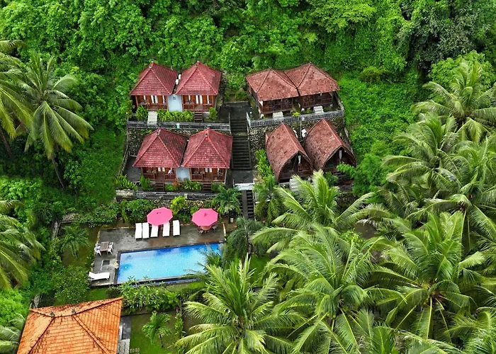 Coconut Hill 3*
