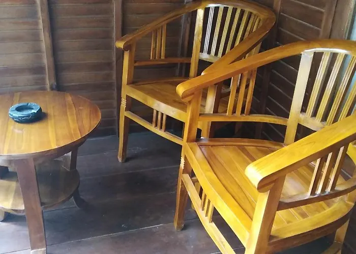 Coconut Hill Hotel Batununggul